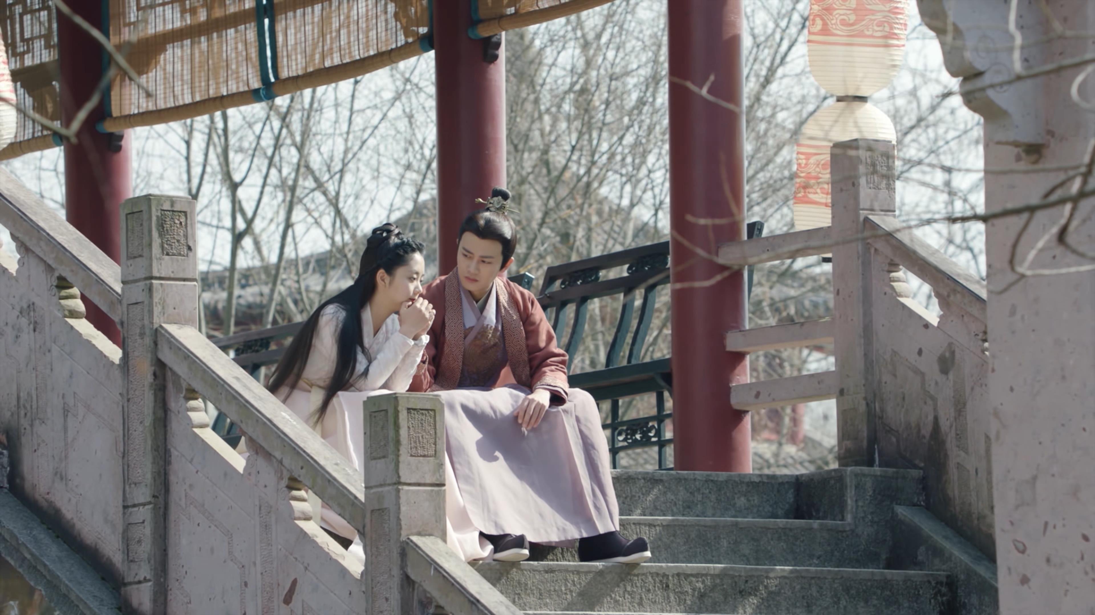 绿茵交汇处，当久保建英的樱花风暴，吹向那不勒斯的阿尔及利亚坚盾